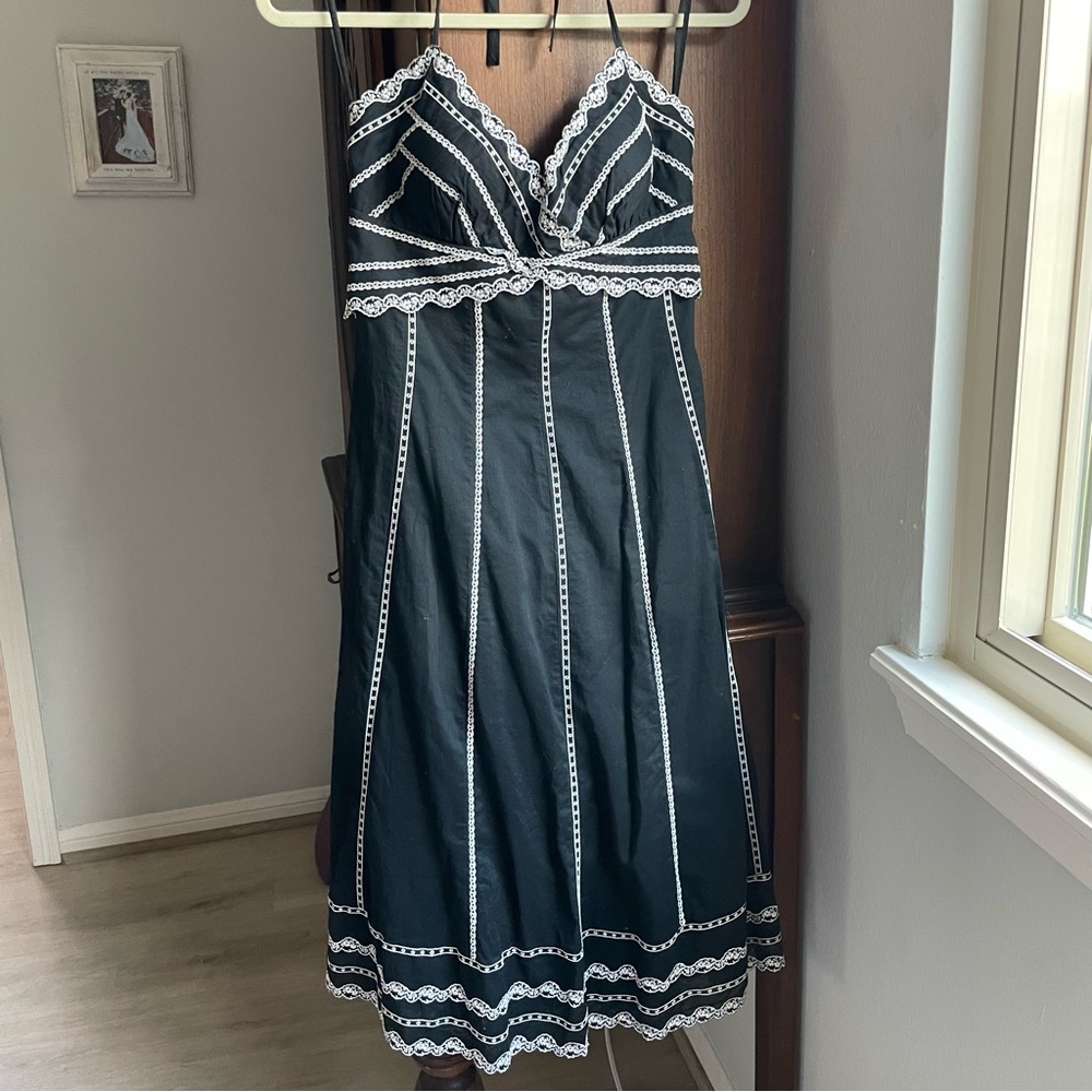 White House Black Market Strapless Black Dress with White Trim size 6